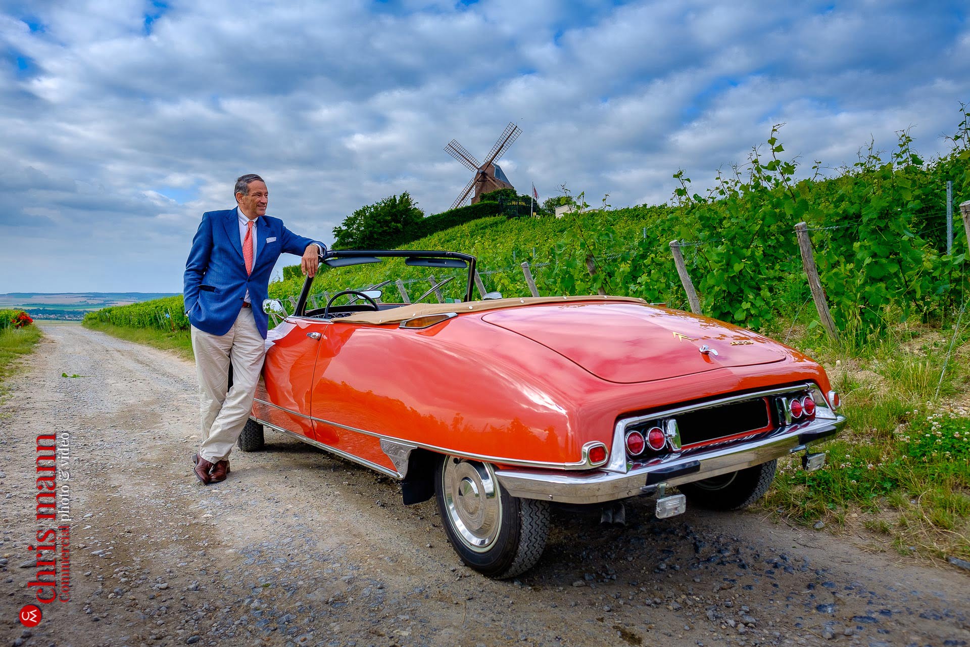 Citroen DS-21 in champagne vineyard near Reims France