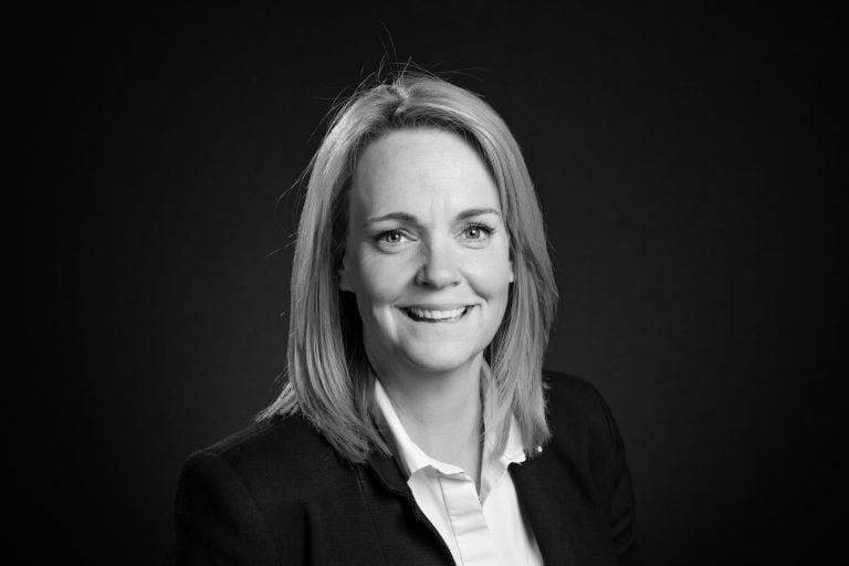 business headshot commercial portrait chris mann photography guildford surrey uk